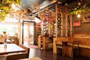 asiatisches restaurant, vietnmeschisches restaurant, gemütliches restaurant, interieur